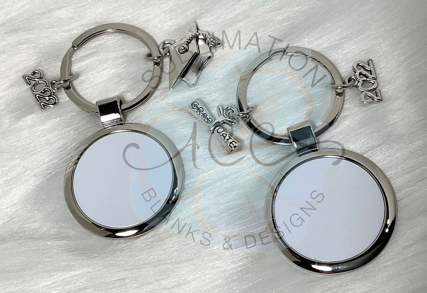 Sublimation metal themed keychain, fathers day, graduation, Sports, baseball, round disc keychain for sublimation, metal sublimation disc, gloss white, RTS