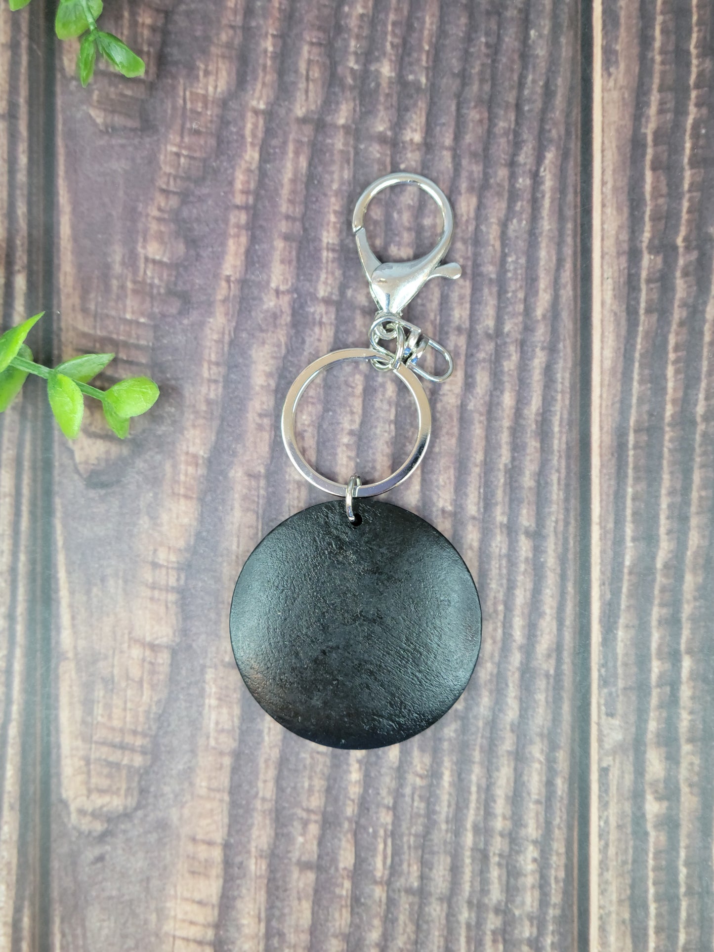 Black Wood disc keychain with silver ring and clasp, laser engraving wood disc keychain RTS