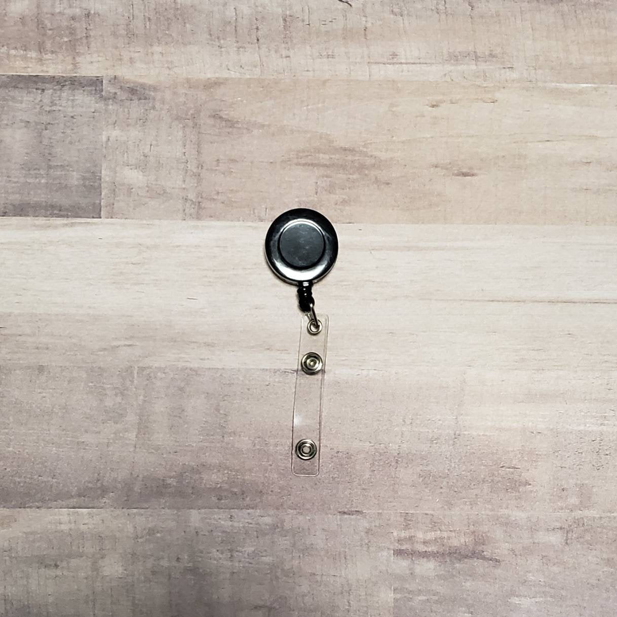 Badge reels, blank badge reel holders, black badge holder clips with retractable plastic clip